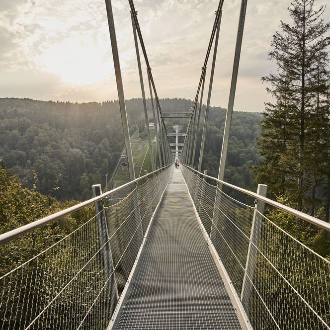 Skywalk Willingen im Abendlicht